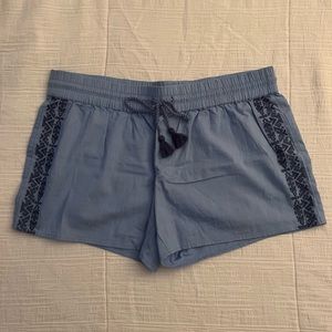 Vineyard Vines Blue Embroidered Slub Pull On Shorts - Size M